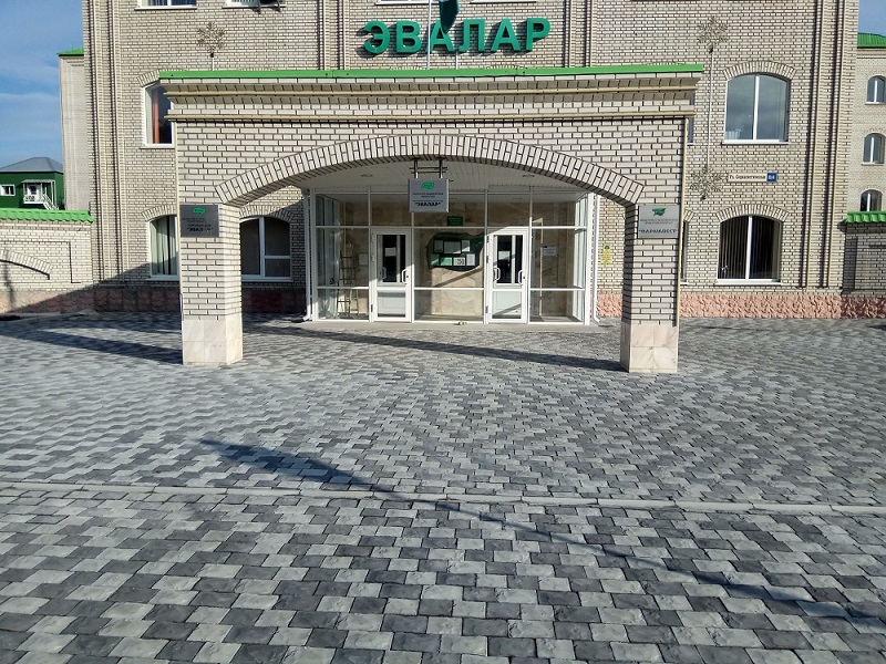 7 7